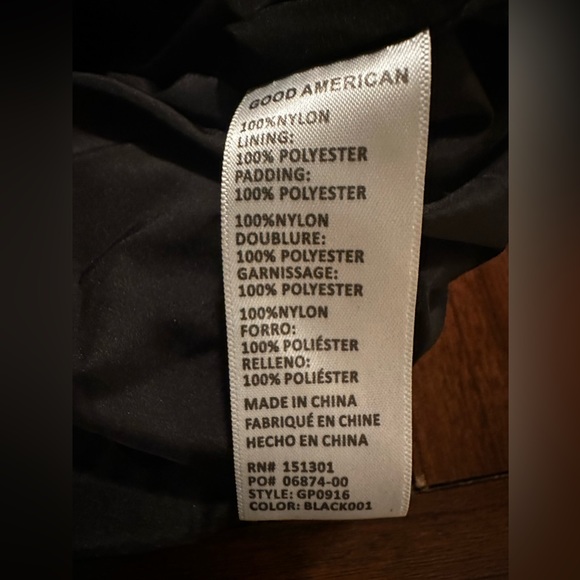 Good American puffer size 2. NWT - Picture 5 of 5